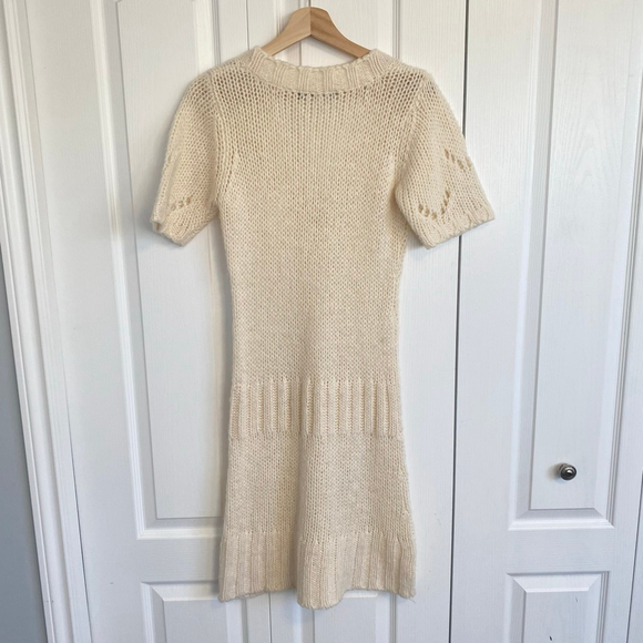 Vero Moda Knit Dress Medium Cream Short Sleeve V-Neck Cozy Soft Sheer Chunky - Picture 3 of 11